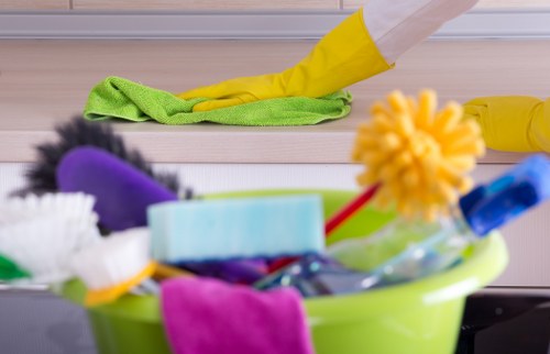 Professional curtain cleaning methods for heavy drapes